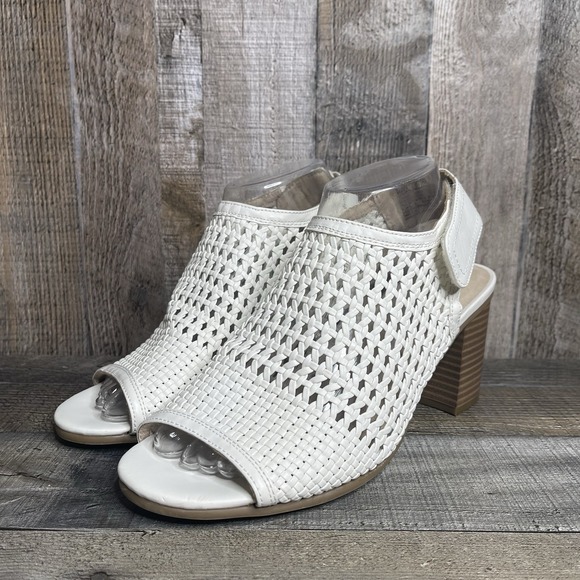 New Womens Sonoma Basset Hound White Faux Leather Woven Heeled Sandals Size 9.5 - Picture 2 of 8